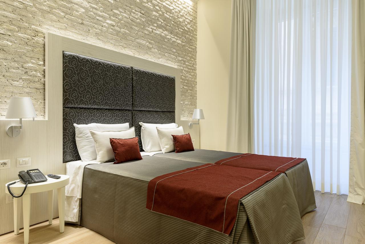 Navona Luxury Guesthouse Rome Bagian luar foto