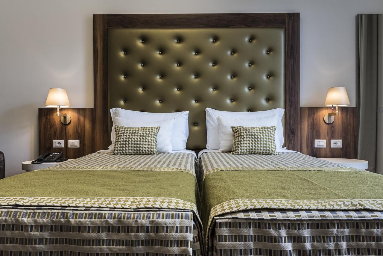 Navona Luxury Guesthouse Rome Bagian luar foto