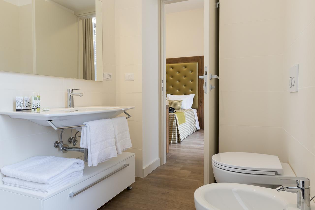 Navona Luxury Guesthouse Rome Bagian luar foto